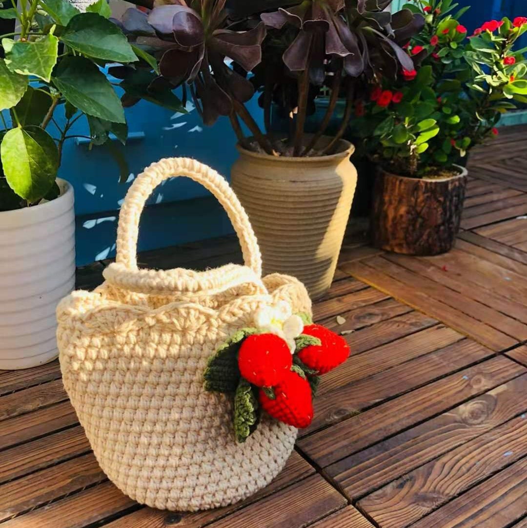 Crochet Tote Bag Hand Knitted Strawberry Tote Bag Strawberry Pendant Crochet Tote Bag - Blingcute